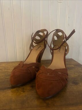 Go Max Brown Suede Ankle-Strap Heels